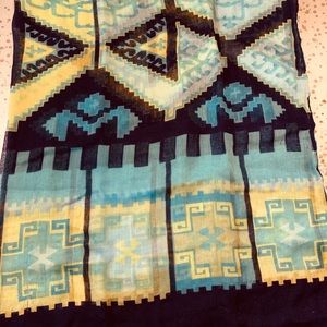 Infiniti Scarf